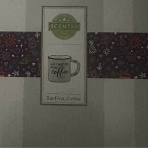 RESERVED Scentsy Warmer plus free wax